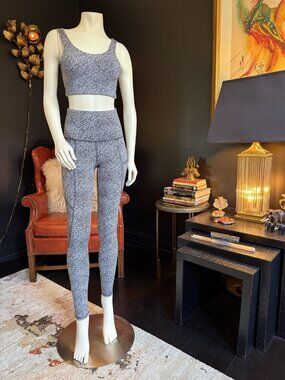Strut This Black & White Noise Print Sports Bra + Leggings Set Pant OS/Top XS